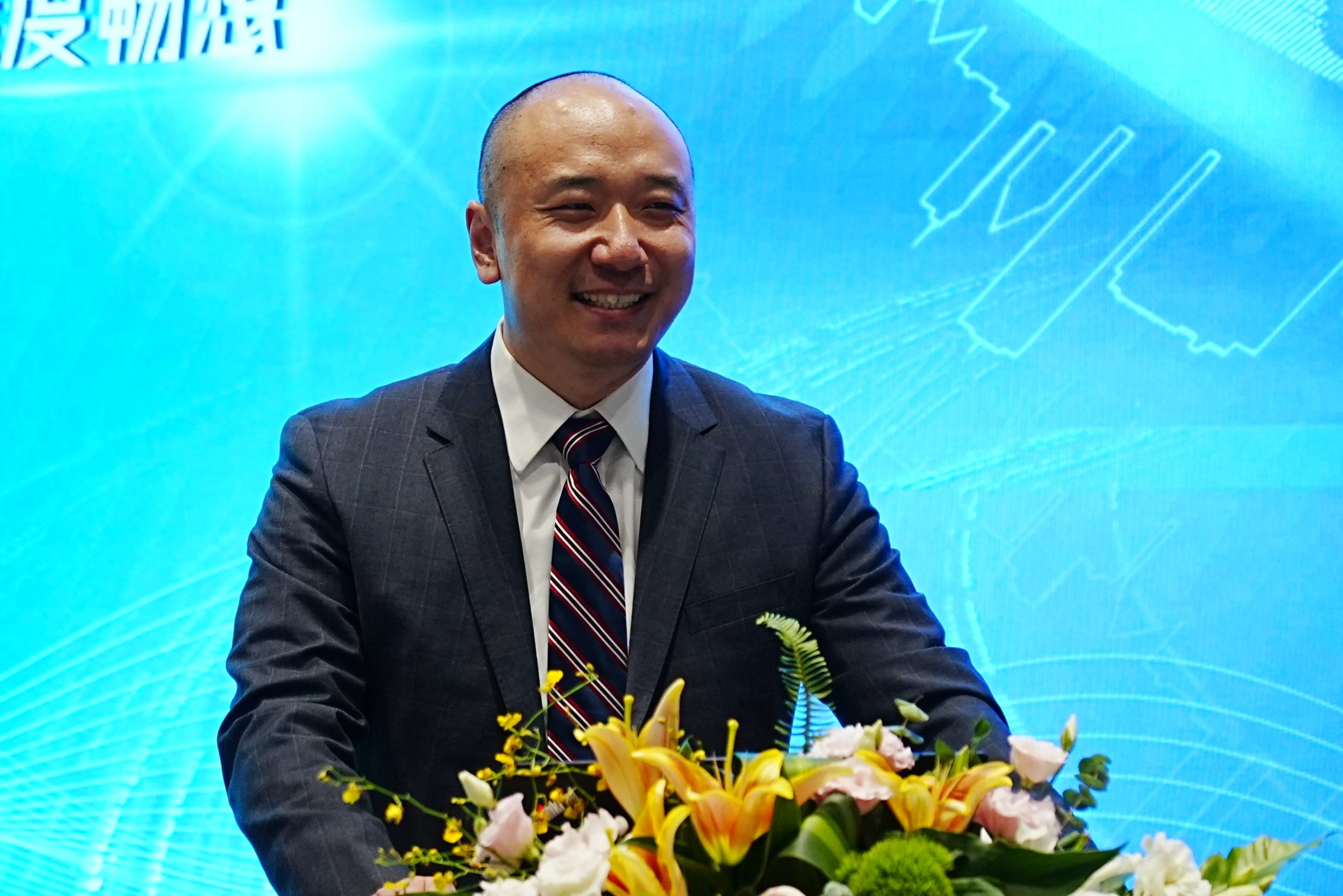 Frank Fang Presents at Zero Carbon Academic Forum