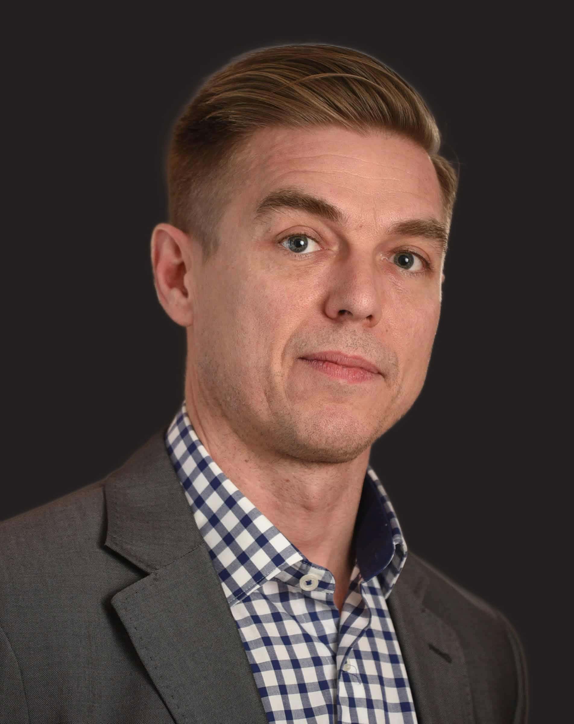 Django Rackham Consultant Lerch Bates United Kingdom