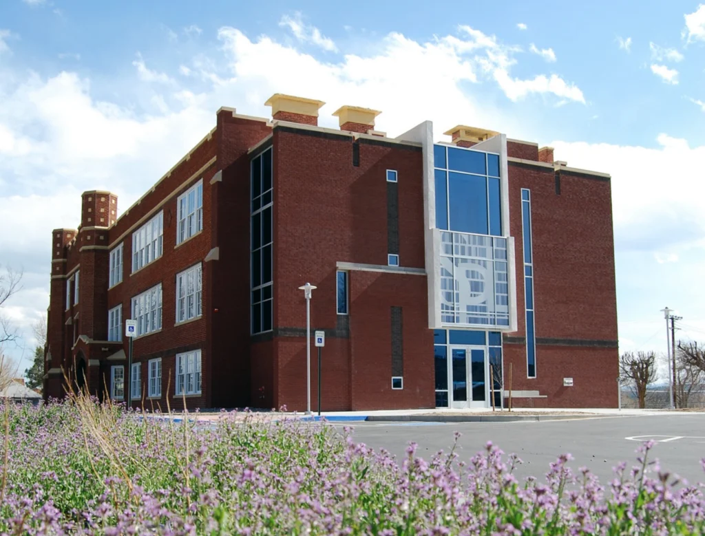 spanish peaks library