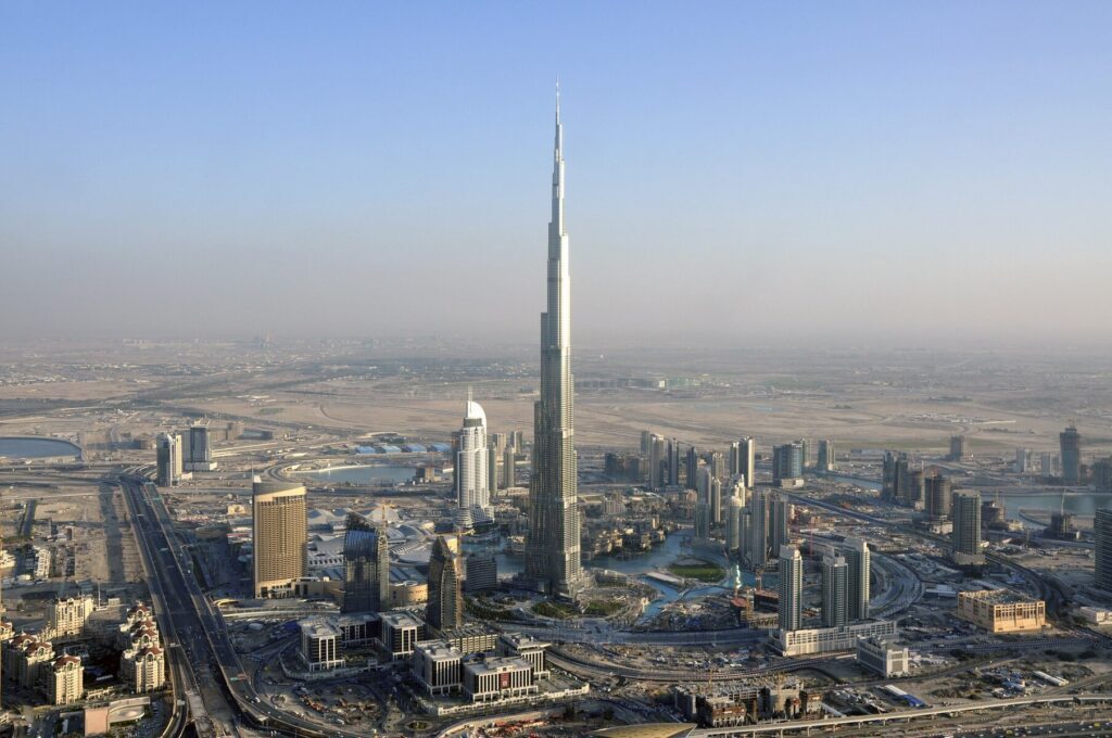 An aerial view of Burj Dubai is seen in Dubai December 21, 2009. Dubai World disappointed creditors on Monday by making little progress on securing standstill on $22 billion of debt, as a key creditor meeting turned out to be a tame affair with less than half the expected attendees showing up. Picture taken December 21, 2009. REUTERS/Matthias Seifert (UNITED ARAB EMIRATES - Tags: CITYSCAPE BUSINESS) 2022/01/Burj-Khalifa2-1.jpg 
